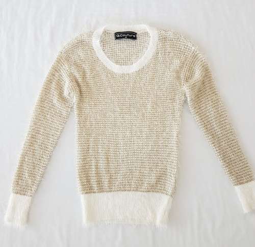 GORGEOUS FLUFFY GOLD AND CREAM JERSEY!