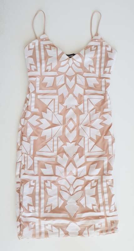 GORGEOUS PATTERN DRESS FROM MISSGUIDED UK