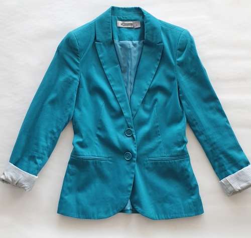 CUTE AQUAMARINE JACKET!