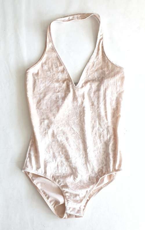 GORGEOUS YDE VELOUR BODYSUIT!
