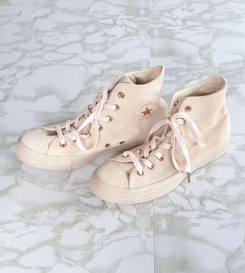 AWESOME CONVERSE ALL STAR HIGH TOPS!