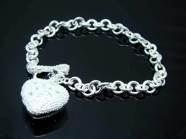 STUNNING STERLING SILVER TOGGLE BRACELET WITH CRYSTAL HEART CHARM