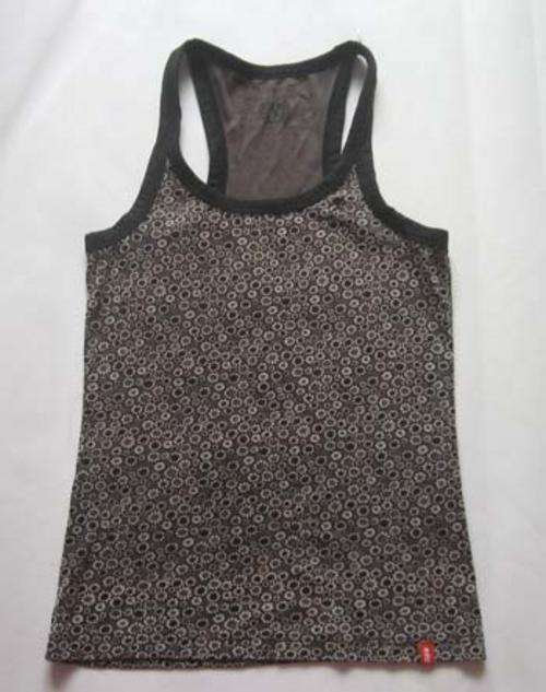 LOVELY FLOWER VEST!!