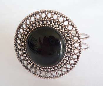 LOVELY ANTIQUE SILVER AND BLACK BANGLE!!