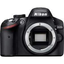 AS GOOD AS NEW NIKON 3200 BODY WITH CHARGER AND EXTRA BATTERY