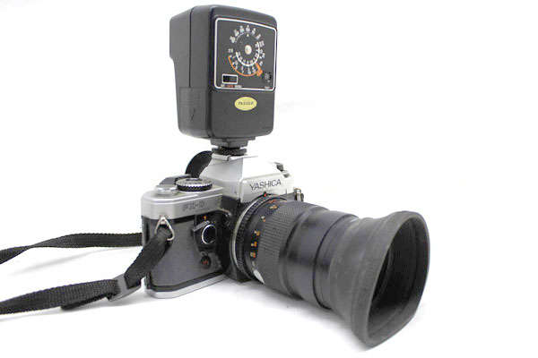 Vintage Yashica FX-D Quartz Camera With Zoom Lens And Yashica Flash