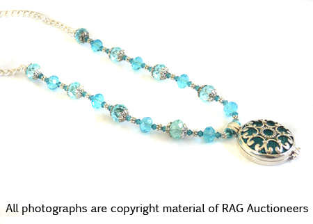 Lauren Michelle Collection Pendant Necklace