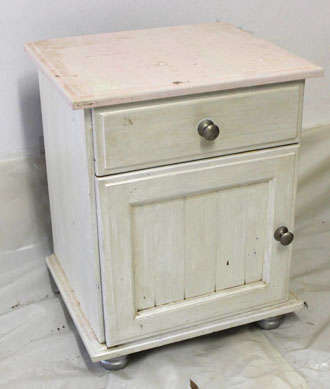 Shabby Chic Small Pedestal Cupboard