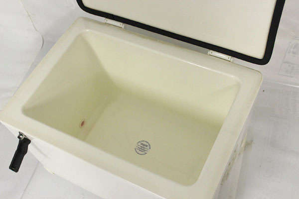 Engel Ultra Cool Fiberglass Ice Box