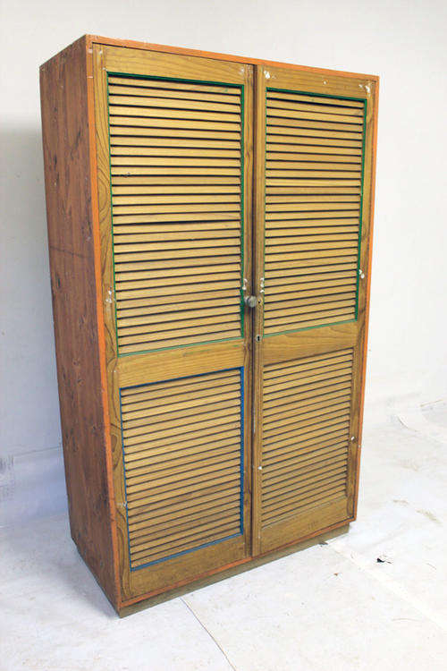 Handy Large Louvre Door Cupboard