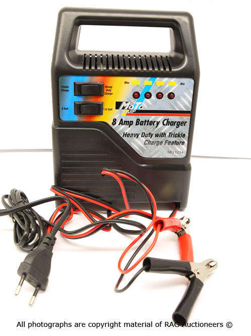 8 AMP 12 V Battery Charger