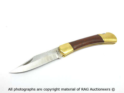 Lock Hunting Knife With Metal and Wooden Rounded Handle (20 cm)