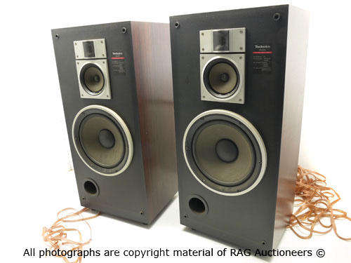 TECHNICS Three Way Speaker System