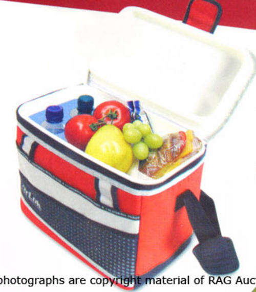 **ZIPPERLESS** Cooler Bag