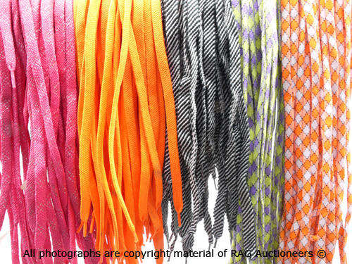 **R900 Worth** Mixed Shoelaces