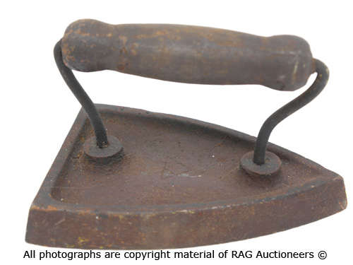 Old Coal Iron [QTY 3]