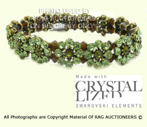 **R250**GENUINE SWAROVSKI Diamante Stretch Bracelet
