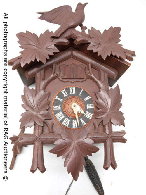 Vintage Old Wooden Wall Cuckoo Clock