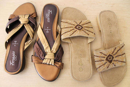 Ladies Sandals Sizes: 4 & 5