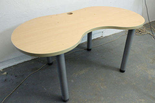 'Kidney Bean' Shaped Desk