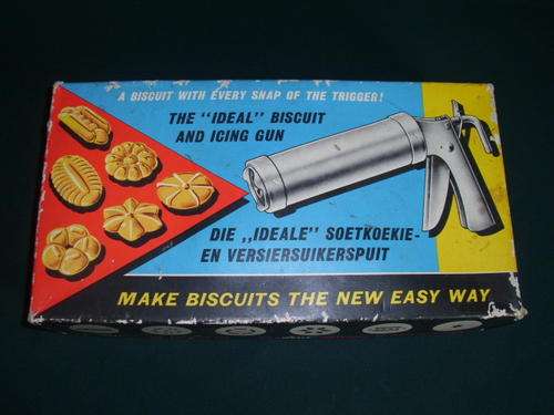 DIE IDEALE SOETKOEKIE EN VERSIERSUIKERSPUIT MET VERSIERINGSPUNTE-COMPLETE-VINTAGE