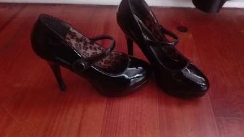Truworths High heel Shoes Size 5