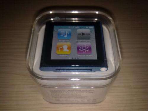 Apple iPod nano 16GB Silver 6th Generation