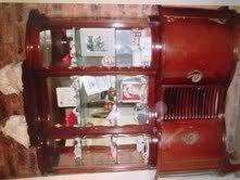 1950 Antique Showcase
