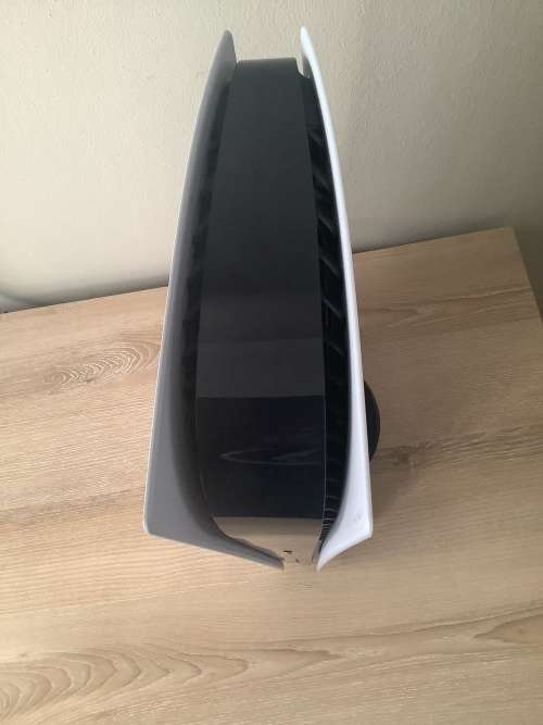 PlayStation 5 Model CFI-1016A 825 gb Disc Edition + MotoGp 21