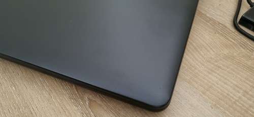 **Bargain** ASUS VivoBook X543U Intel Core i3 7100U 12 GB RAM 120 GB SSD