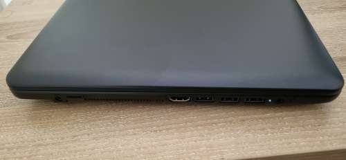 **Bargain** ASUS VivoBook X543U Intel Core i3 7100U 12 GB RAM 120 GB SSD