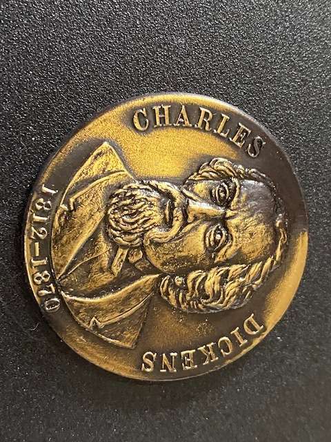Beautiful Charles Dickens Medallion: Very collectable