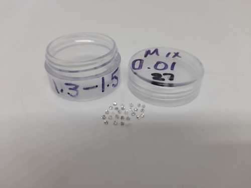 Top Quality Natural Diamonds: Weight ,01 ct: See Description: Great colour and clarity