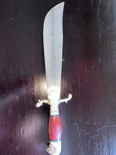 SPECIAL:Collectible Damasco steel dagger in leather sheath: Ornate and 920mm in length.