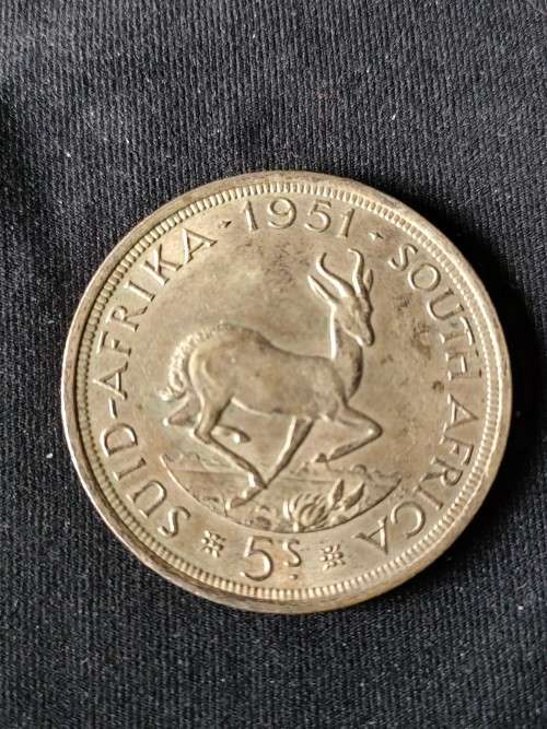 1951 SILVER CROWN 5 Shillings: Great detail