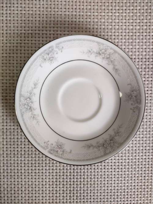 6 X LEGENDARY Noritake SRI LANKA Sweet Leilani 3482 duo`s: No damage: Excellent condition