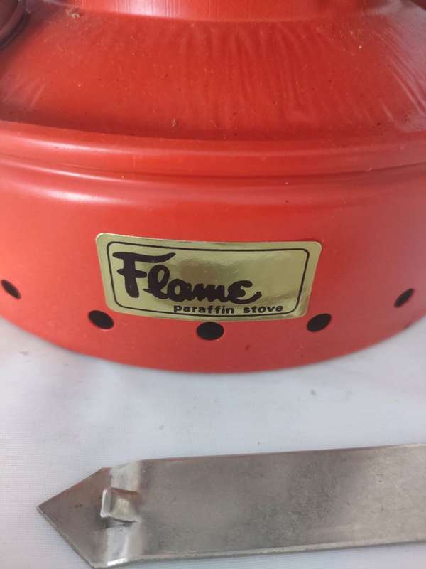 Flame paraffin stove: Great condition: In original box