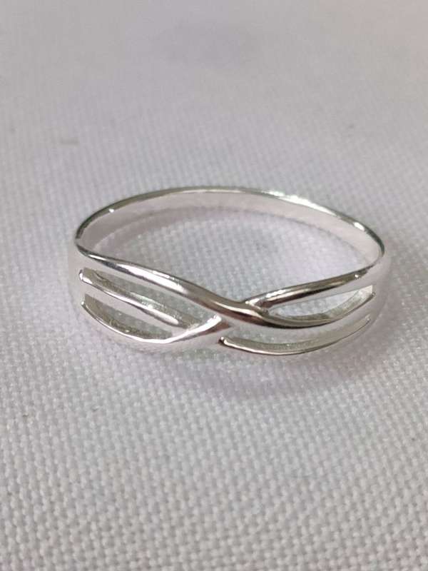 Sterling silver plain ring - 925 stamp - size US 7