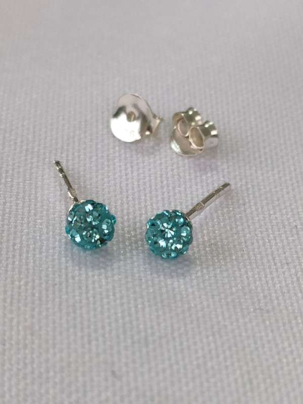 Austrian Crystal sterling silver earrings - studs - 925 stamp