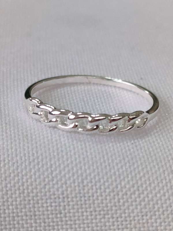 Sterling silver plain ring - 925 stamp - size US 7