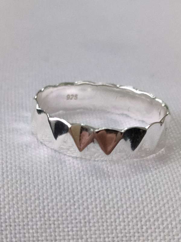 Sterling silver plain ring - 925 stamp - size US 7
