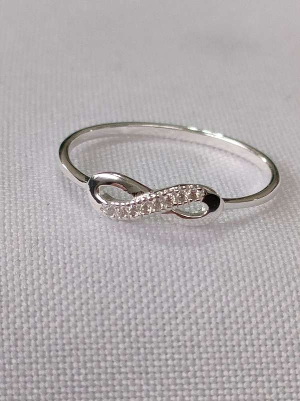 Austrian crystal adorned sterling silver Infinity ring - 925 stamp - size US 7