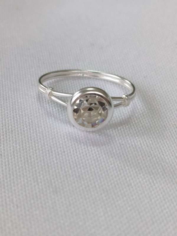 Austrian Crystal sterling silver ring: - 925 stamp - size US7: