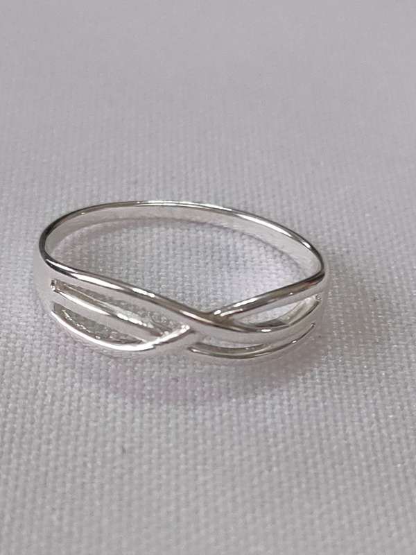 Sterling silver plain ring - 925 stamp - size US 7