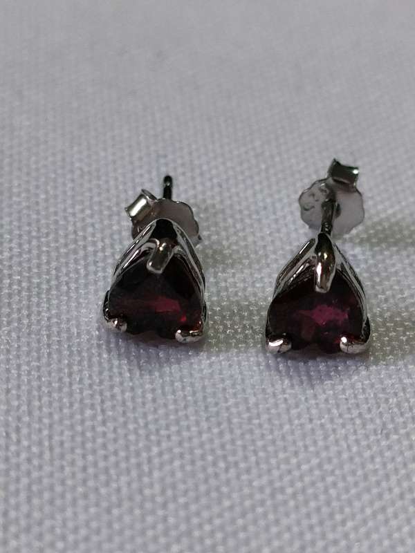 Garnet sterling silver stud earrings - 925 stamped