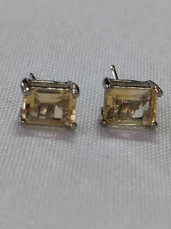Citrine stud sterling silver earrings - 925 stamped