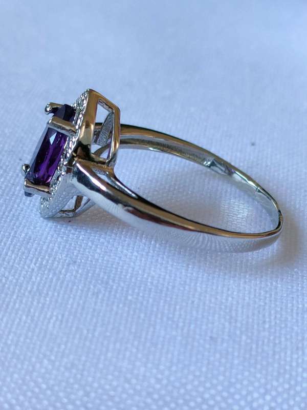 Amethyst and diamond sterling silver ring - size US 7 - 1.20 ct plus- stamped 925