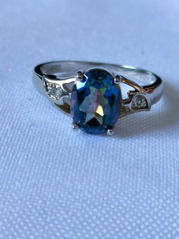 Mystic Topaz and diamond sterling silver ring - size: US7 - 1.30 ct plus- 925 stamped