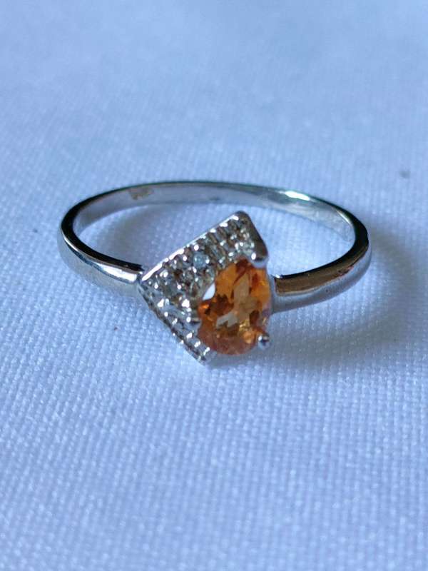 Citrine and diamond sterling silver ring - size US7 - 0.50 ct - 925 stamped