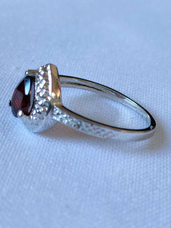 Garnet and diamond sterling silver ring - size US7 - 1.20 ct plus: 925 stamped